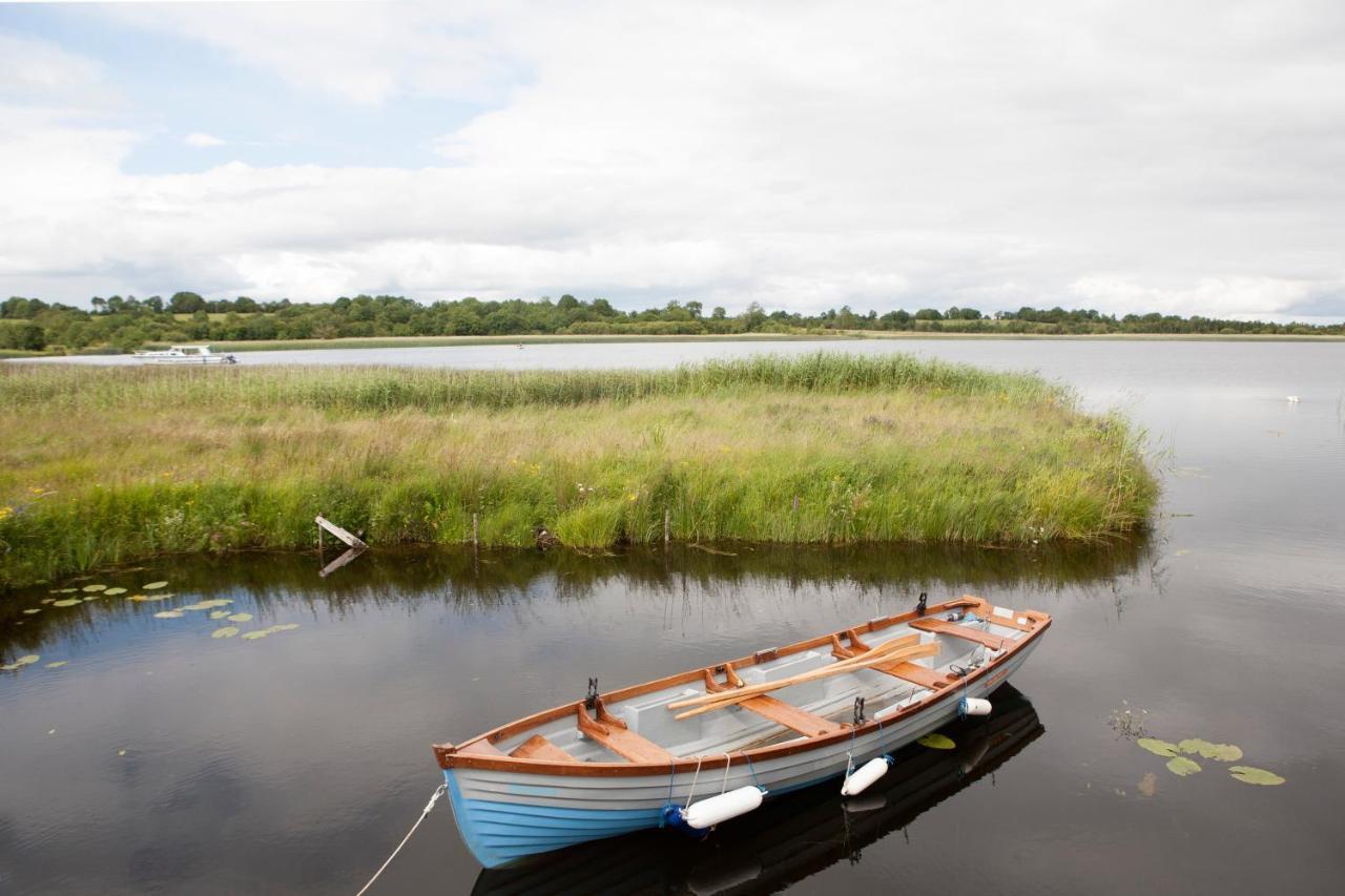 Vila Inviting 4-Bed House In Strokestown Exteriér fotografie